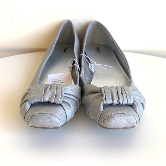 Silver ballet flats 8.5 - Picture 7 of 7